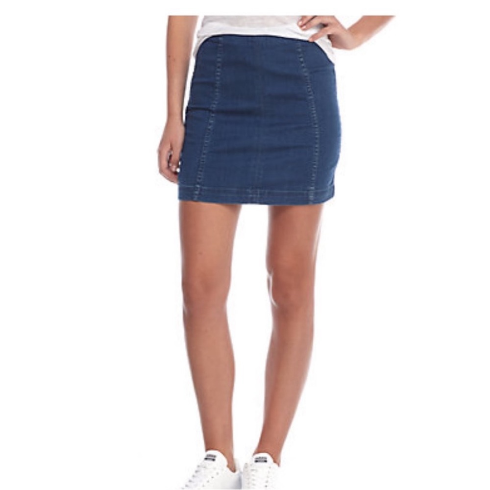 Free People Modern Femme Mini Denim Skirt Size 8 - Picture 2 of 5